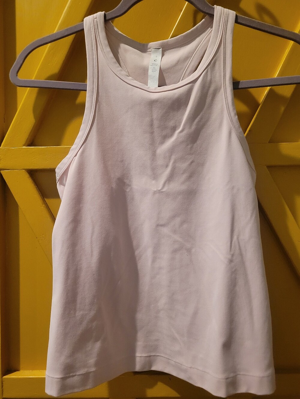Lululemon Women’s Lightweight Razorback Tank Top - Light Pink